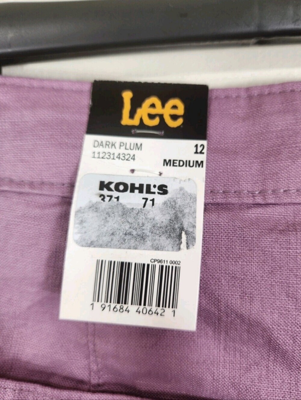Lee womens Size 12 Medium Relaxed Fit high rise shorts, dark plum NWT 02 - Picture 3 of 9